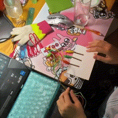 This is a demonstration of using the right and left hands.